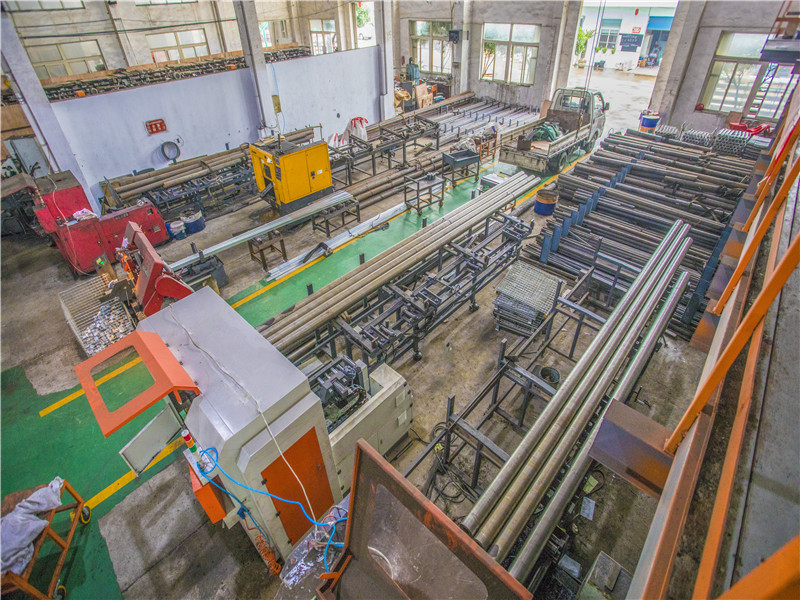 數(shù)控鋸床鋸切料時(shí)有哪些注意事項(xiàng)？