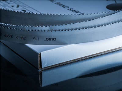 鋸床廠家告訴您使用鋸床的時(shí)應(yīng)該注意什么問(wèn)題？